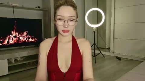 Snapshot of asian_euphoria chatting on 15, 7, 2026 Dju online show from 15, 7, 2026