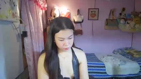 asian_llory online show from 10, 3, 2026