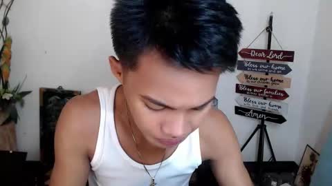 asian_lover05 online show from 23, 10, 2025