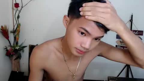 asian_lover05 online show from 27, 10, 2025