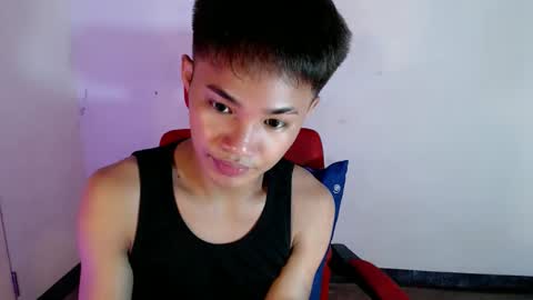 Snapshot of asian_lover05 chatting on 22, 5, 2026 asian_lover05 online show from 22, 5, 2026