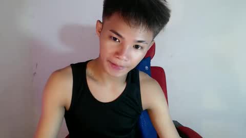 Snapshot of asian_lover05 chatting on 23, 5, 2026 asian_lover05 online show from 23, 5, 2026