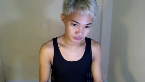 asian_lover05 online show from 17, 7, 2026