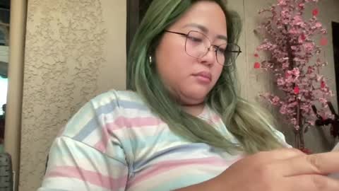Snapshot of asianbunny10 chatting on 15, 6, 2026 Curvy online show from 15, 6, 2026