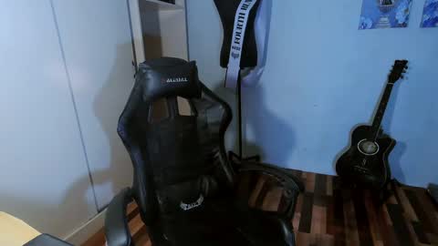 Snapshot of asiancummer_bry69 chatting on 25, 12, 2024 Bry online show from 25, 12, 2024