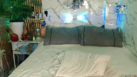 Snapshot of asianhottestangel chatting on 21, 5, 2026 ALEAH online show from 21, 5, 2026