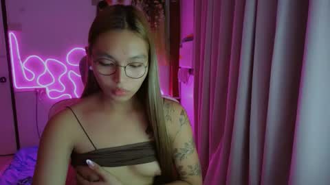 Snapshot of asianhottiesttamira chatting on 9, 3, 2026 HI IM TAMIRA LOOKING FOR SERIOUS RELATIONSHIP online show from 9, 3, 2026