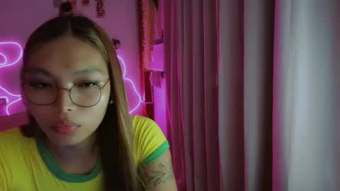 Snapshot of asianhottiesttamira chatting on 3, 4, 2026 HI IM TAMIRA LOOKING FOR SERIOUS RELATIONSHIP online show from 3, 4, 2026