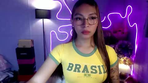 Snapshot of asianhottiesttamira chatting on 9, 5, 2026 HI IM TAMIRA LOOKING FOR SERIOUS RELATIONSHIP online show from 9, 5, 2026