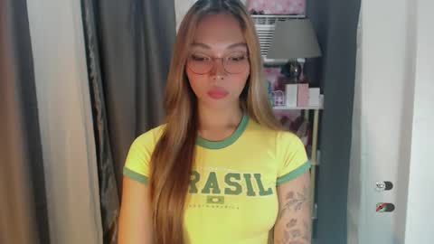 Snapshot of asianhottiesttamira chatting on 19, 5, 2026 HI IM TAMIRA LOOKING FOR SERIOUS RELATIONSHIP online show from 19, 5, 2026