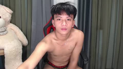 Snapshot of asianhunk_zam chatting on 29, 12, 2024 Zam online show from 29, 12, 2024