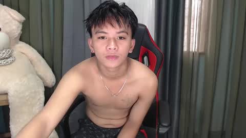 Snapshot of asianhunk_zam chatting on 30, 12, 2024 Zam online show from 30, 12, 2024