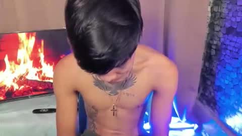 mark online show from 7, 11, 2025