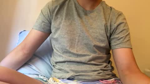 Snapshot of asianpoke chatting on 3, 12, 2025 asianpoke online show from 3, 12, 2025