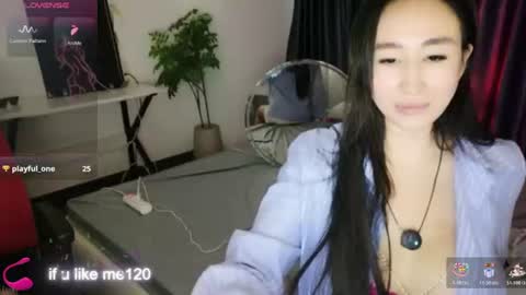 Snapshot of asianqueen777ohmi chatting on 2, 7, 2026 Rose Mingna online show from 2, 7, 2026