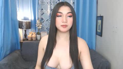 Snapshot of asiansexxy_wildtrans chatting on 15, 4, 2026 Nina online show from 15, 4, 2026