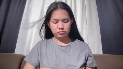 Snapshot of asiansweet_lily chatting on 10, 6, 2026 Lily online show from 10, 6, 2026