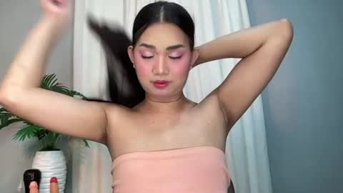 Snapshot of asiansweet_lily chatting on 6, 7, 2026 Lily online show from 6, 7, 2026