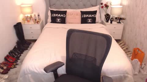 Kylie online show from 10, 1, 2025