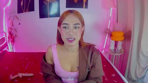 asiantopfucker02 online show from 5, 12, 2025