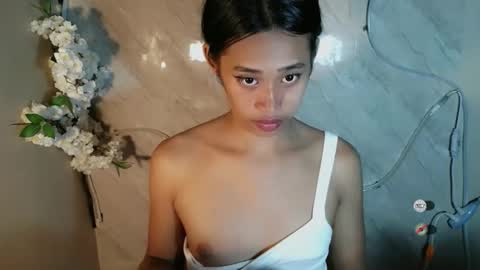 Snapshot of asiantreasures chatting on 30, 4, 2026 kisses online show from 30, 4, 2026