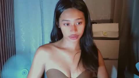 Snapshot of asiantreasures chatting on 24, 5, 2026 kisses online show from 24, 5, 2026