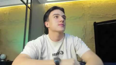 Snapshot of aslanfox_ chatting on 11, 3, 2026 Aslan online show from 11, 3, 2026