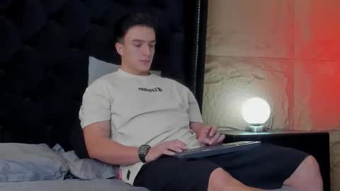 Snapshot of aslanfox_ chatting on 8, 4, 2026 Aslan online show from 8, 4, 2026