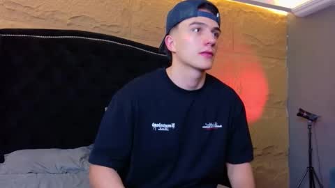 Snapshot of aslanfox_ chatting on 10, 4, 2026 Aslan online show from 10, 4, 2026