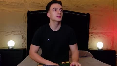 Snapshot of aslanfox_ chatting on 13, 4, 2026 Aslan online show from 13, 4, 2026