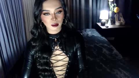 Margaux Miller online show from 1, 10, 2025