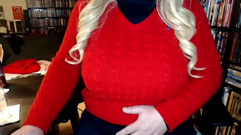 Snapshot of aspen_vale chatting on 6, 11, 2025 Aspen Vale online show from 6, 11, 2025