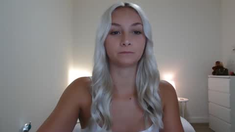 Snapshot of aspenaries chatting on 30, 10, 2025 Aspen Aries online show from 30, 10, 2025