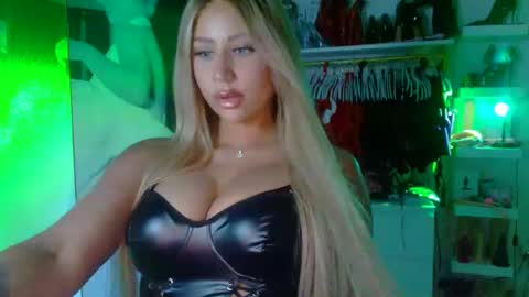 iwantaspen online show from 11, 1, 2025