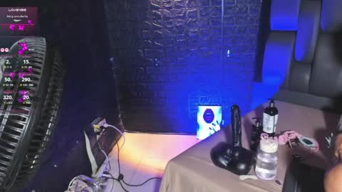 Nahomi  online show from 1, 4, 2026