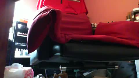 astiff1foru online show from 3, 2, 2025