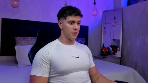 astonhills online show from 15, 4, 2026