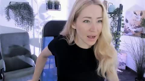 astramonroe online show from 5, 6, 2026