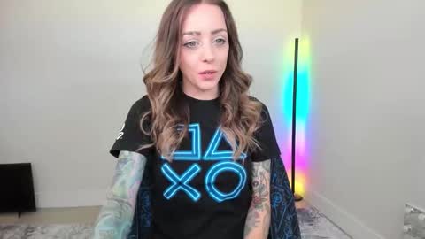 Astrid Luxe online show from 11, 6, 2026