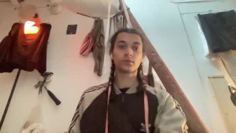 Snapshot of astrodoll chatting on 20, 12, 2024 Astro Doll online show from 20, 12, 2024