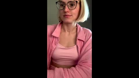 Snapshot of asya_new chatting on 10, 9, 2025 asya_new online show from 10, 9, 2025