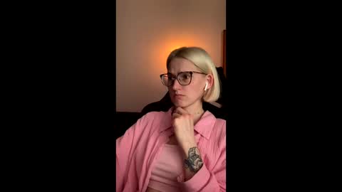 Snapshot of asya_new chatting on 10, 9, 2025 asya_new online show from 10, 9, 2025