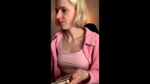 Snapshot of asya_new chatting on 19, 9, 2025 asya_new online show from 19, 9, 2025