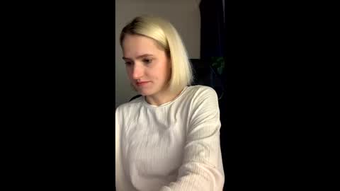 Snapshot of asya_new chatting on 29, 10, 2025 asya_new online show from 29, 10, 2025