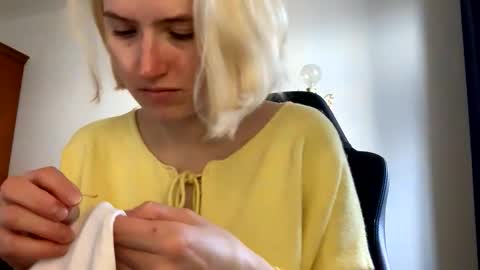 Snapshot of asya_new chatting on 30, 10, 2025 asya_new online show from 30, 10, 2025