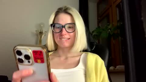 Snapshot of asya_new chatting on 10, 11, 2025 asya_new online show from 10, 11, 2025