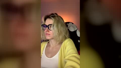 Snapshot of asya_new chatting on 16, 12, 2025 asya_new online show from 16, 12, 2025