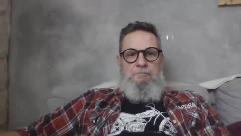 Snapshot of atatanka chatting on 19, 12, 2025 atatanka online show from 19, 12, 2025