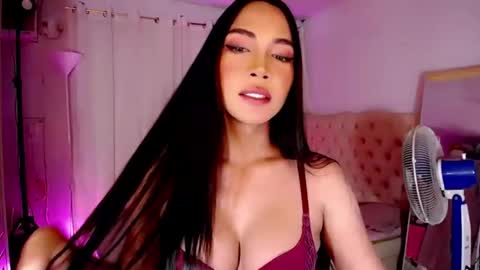 Snapshot of ate_sam chatting on 9, 11, 2025 Sam online show from 9, 11, 2025