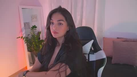 Snapshot of atena676 chatting on 4, 11, 2025 atena676 online show from 4, 11, 2025